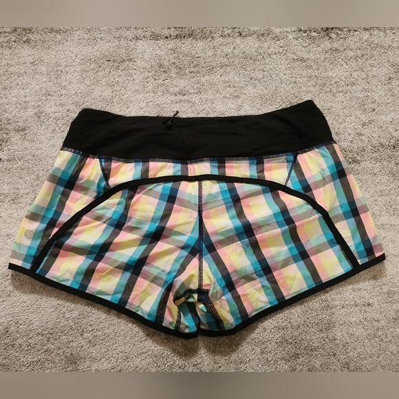 Lululemon plaid shorts - Picture 2 of 6